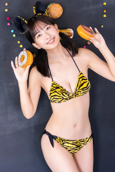 Rina Saito �������� – ヤンマガデジタルд�漯 ミスマガのアソビバ����ĩ��ʼ��֧コスプレ�ӣ�